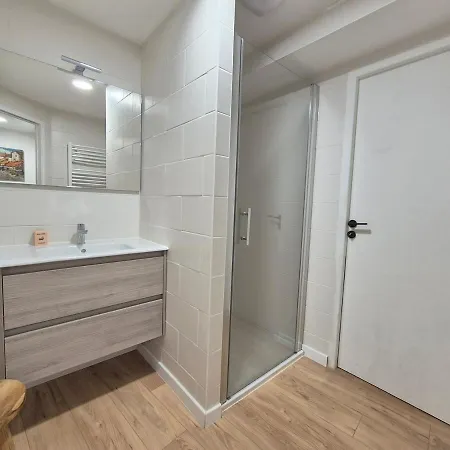 Le Pont Bas Bord De Riviere Proche Puy Du Fou Vendégház 3*